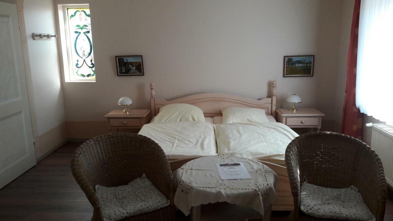 Bed And Breakfast Dannevirke Owschlag Luaran gambar